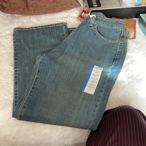 New cut boot jeans Levi’ssize 12 m - Picture 3 of 3